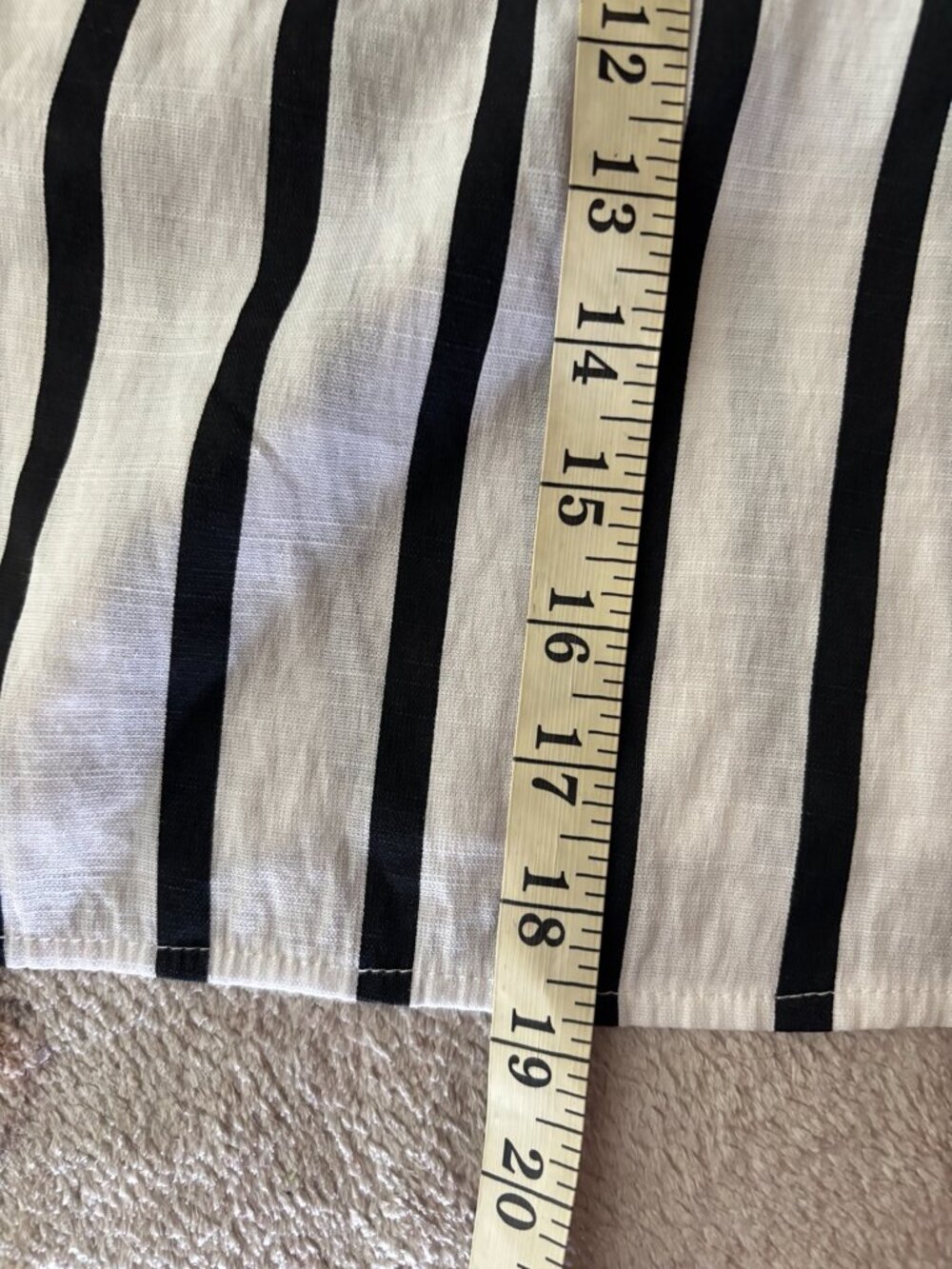 🖤🤍 HAUTE MONDE Striped Off-Shoulder Top – Size S - Picture 5 of 6